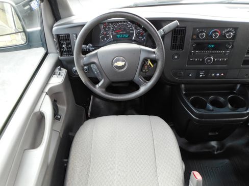 Used 2014 Chevrolet Express 3500 LS RWD image 24