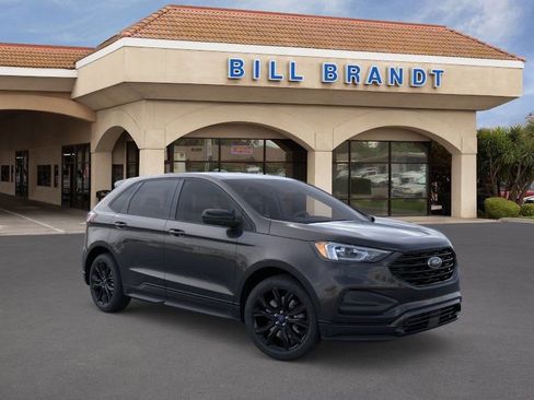 New 2024 Ford Edge SE w/ Black Appearance Package image 2