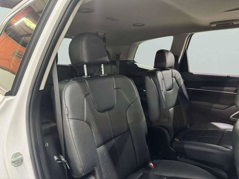 Used 2023 Kia Telluride EX w/ EX Captain's Chair Package FWD image 51