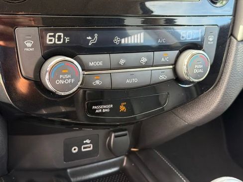 Used 2020 Nissan Rogue SL w/ Premium Package AWD/4WD image 29