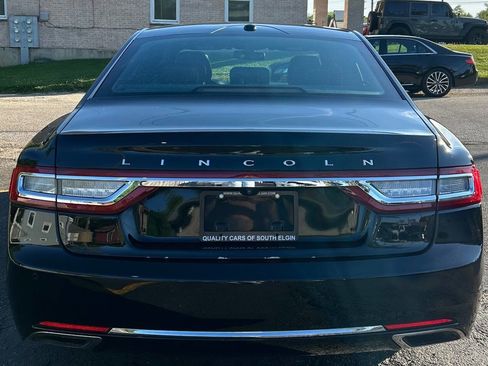 Used 2017 Lincoln Continental Select w/ Climate Package AWD/4WD image 6