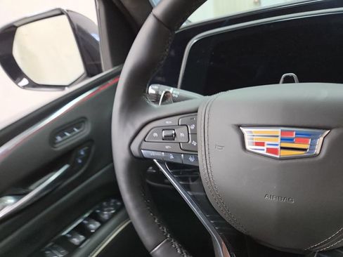Used 2024 Cadillac Escalade V w/ LPO, ONYX Package AWD/4WD image 23
