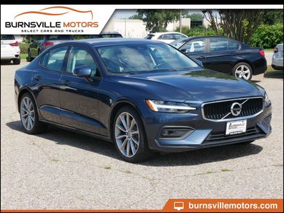 Used 2021 Volvo S60 T5 Momentum