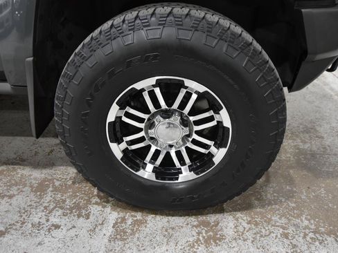 Used 2009 HUMMER H3 Luxury AWD/4WD image 43