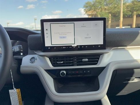 New 2026 Ford Explorer Active w/ Active Comfort Package image 12