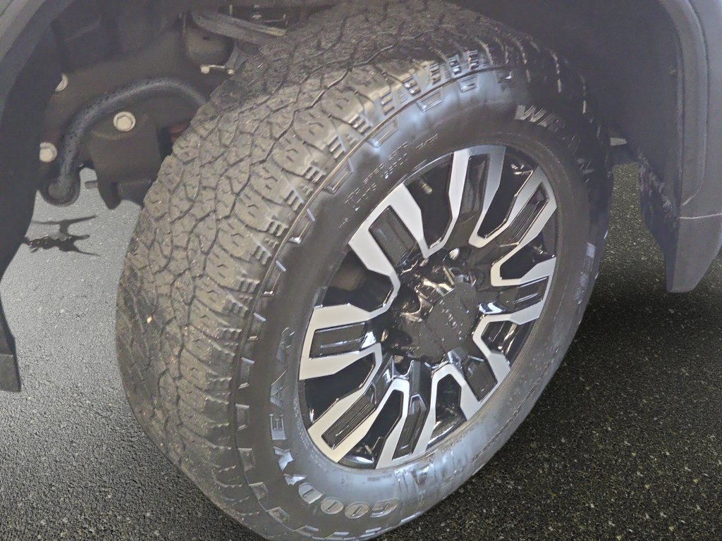 Used 2024 GMC Sierra 2500 Denali Ultimate w/ Max Trailering Package AWD/4WD image 33