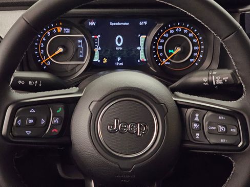 New 2026 Jeep Gladiator Sport image 18