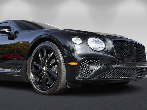 Used 2020 Bentley Continental GT V8 First Edition image 9
