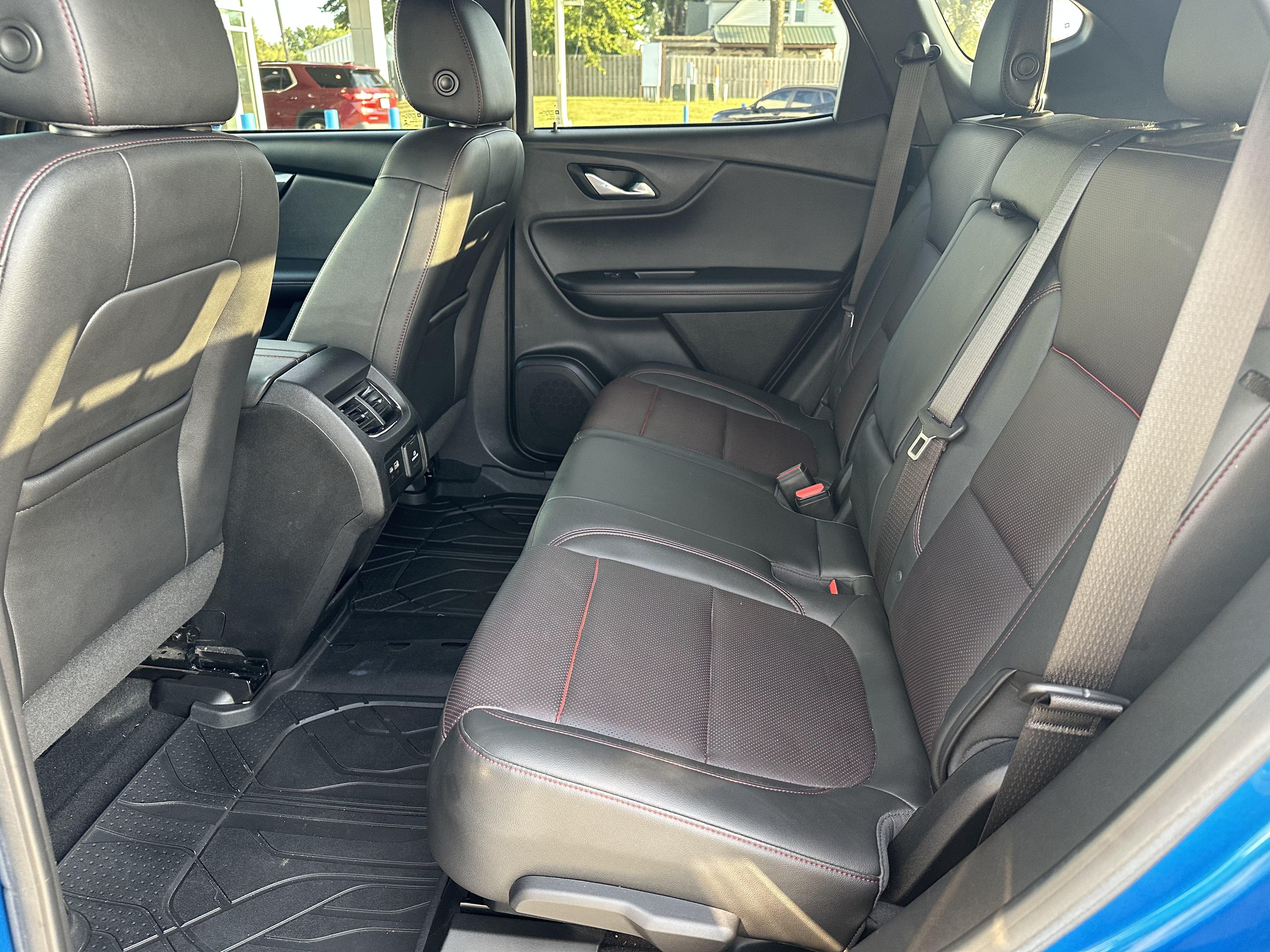 Used 2020 Chevrolet Blazer RS w/ LPO, Floor Liner Package FWD image 7