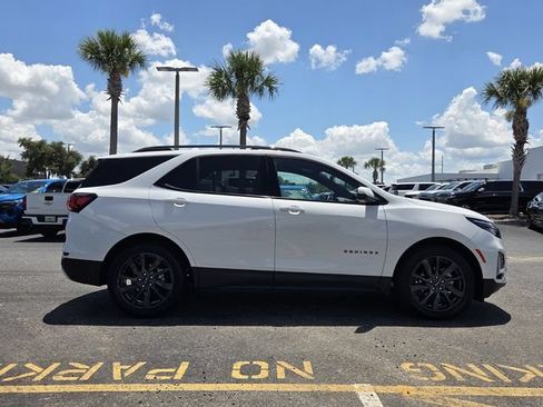 Used 2023 Chevrolet Equinox RS FWD image 7