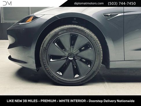Used 2026 Tesla Model 3 RWD image 34
