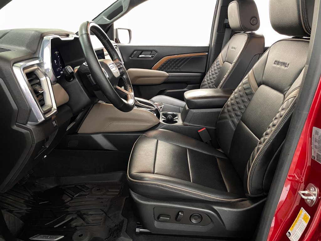 Used 2023 GMC Canyon Denali AWD/4WD image 8