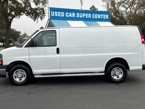 Used 2024 Chevrolet Express 2500 w/ Driver Convenience Package image 6