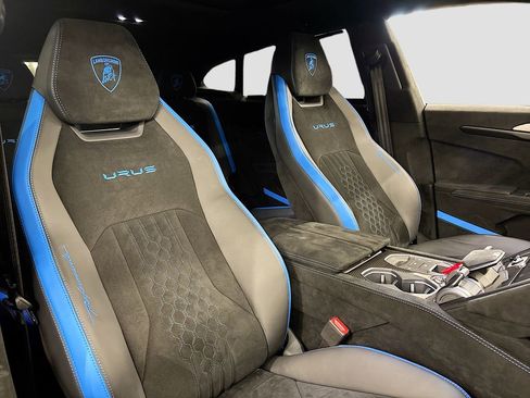 Used 2024 Lamborghini Urus Performante image 15
