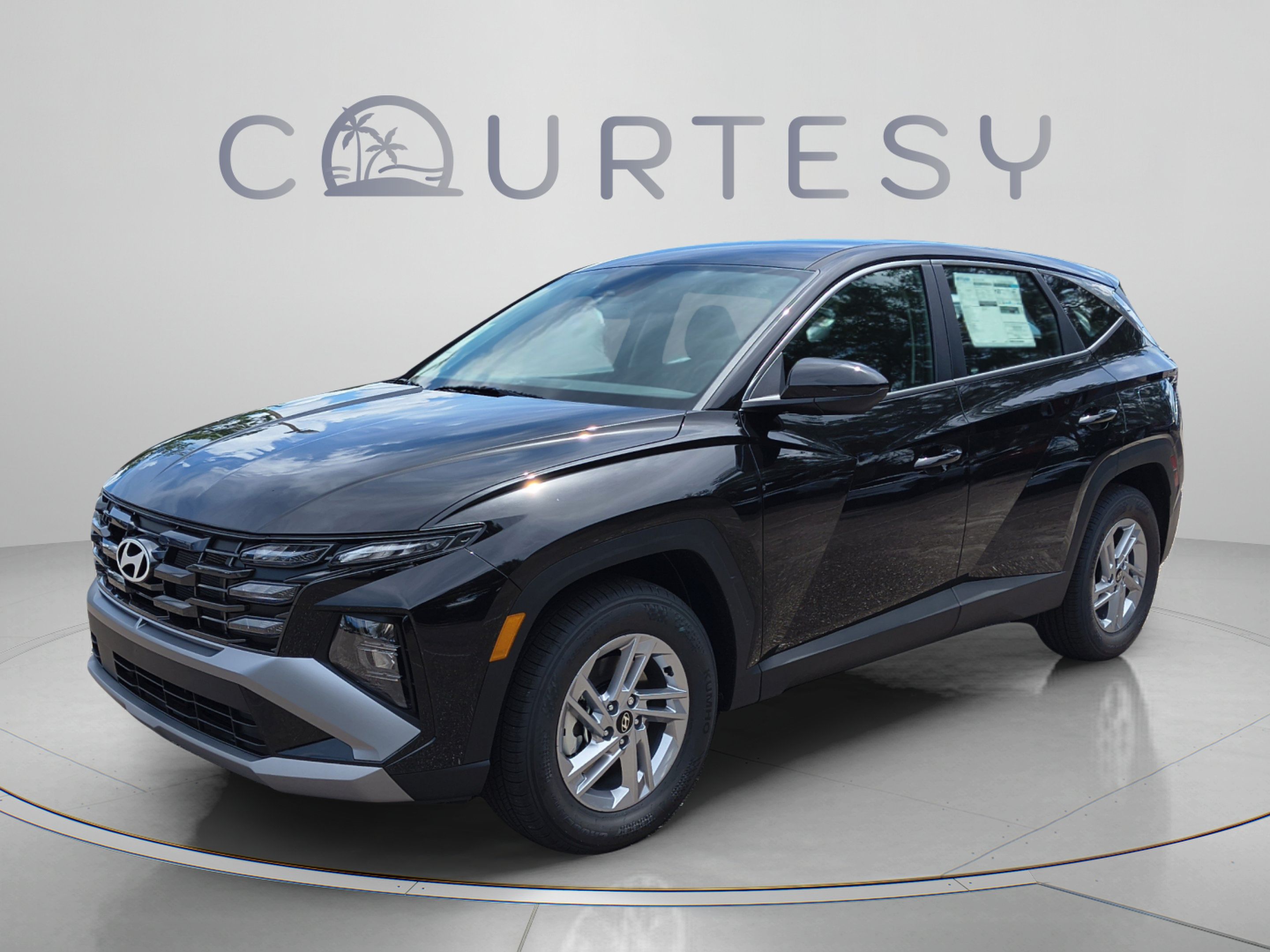 New 2026 Hyundai Tucson SE FWD image 1