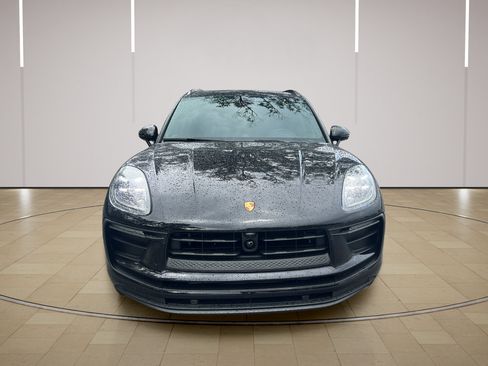 New 2026 Porsche Macan AWD/4WD image 10