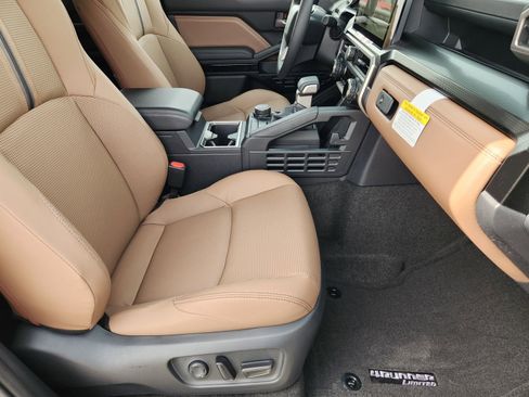 New 2026 Toyota 4Runner Limited image 15