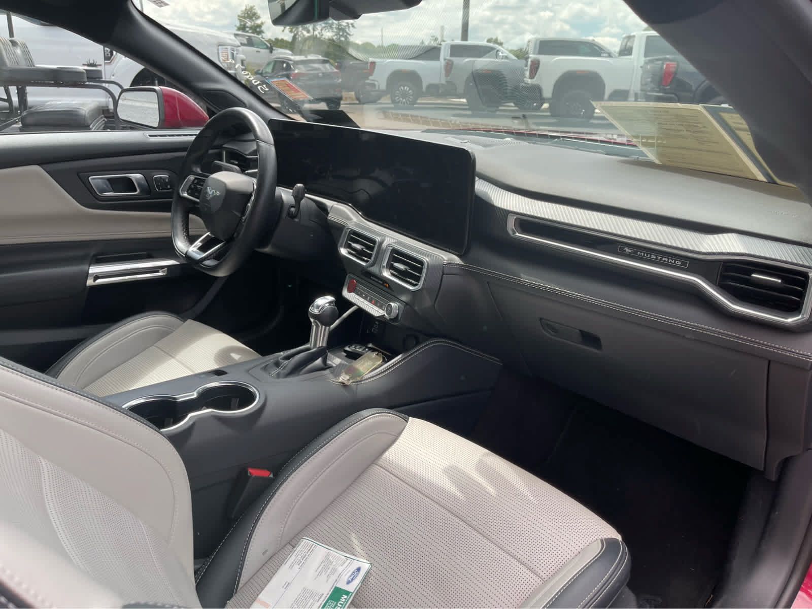 Used 2025 Ford Mustang Premium RWD image 22