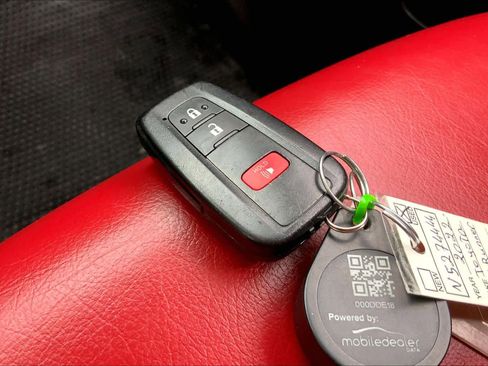 Used 2022 Toyota 4Runner SR5 image 13