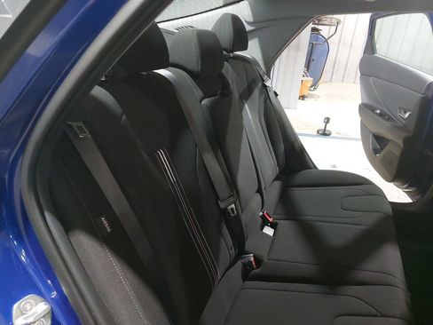 Certified 2024 Hyundai Elantra SEL w/ Convenience Package FWD image 12