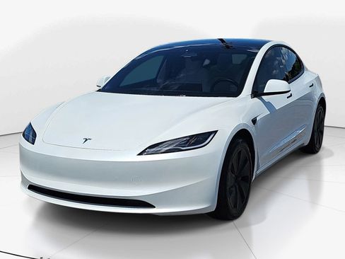 Used 2024 Tesla Model 3 Long Range RWD image 8