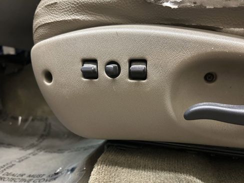 Used 2005 Dodge Dakota Laramie w/ Trailer Tow Group image 24