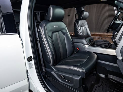 Used 2022 Ford F350 Platinum image 30