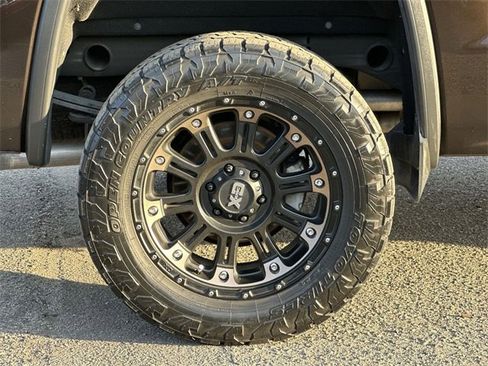 Used 2018 GMC Sierra 1500 SLE w/ SLE Value Package image 28