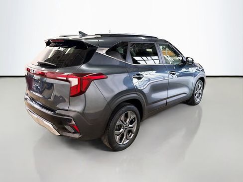 Used 2024 Kia Seltos S image 9