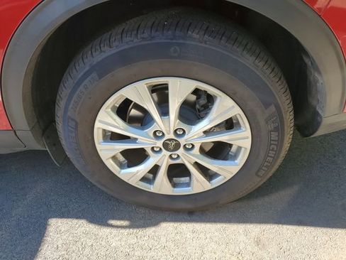 Used 2025 Ford Escape Active w/ Tech Pack #1 FWD image 8