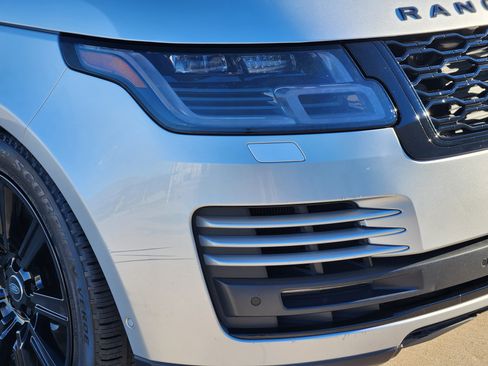 Used 2019 Land Rover Range Rover HSE image 7