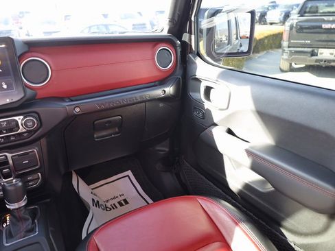Used 2023 Jeep Wrangler Unlimited Rubicon 392 AWD/4WD image 20