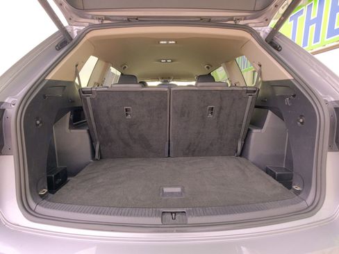 Used 2024 Volkswagen Atlas SE image 24