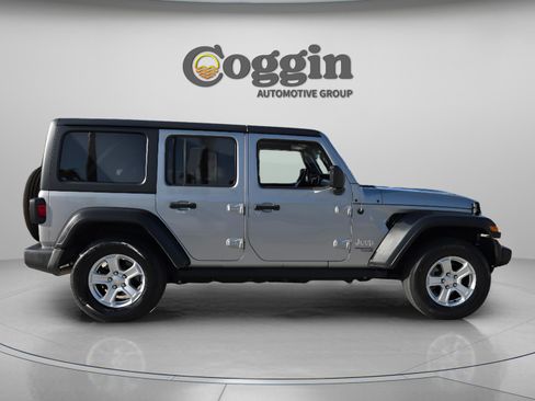 Used 2020 Jeep Wrangler Unlimited Sport S AWD/4WD image 6