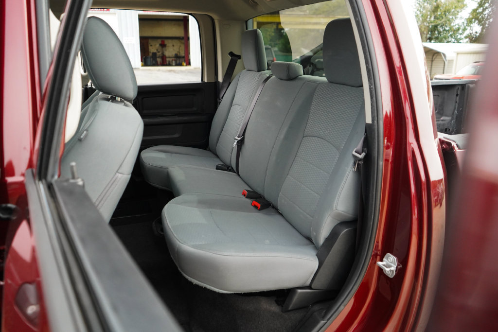 Used 2017 RAM 2500 Tradesman w/ Chrome Appearance Group AWD/4WD image 9