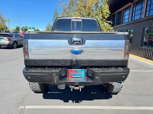 Used 2015 Ford F250 Platinum w/ FX4 Off-Road Package AWD/4WD image 4