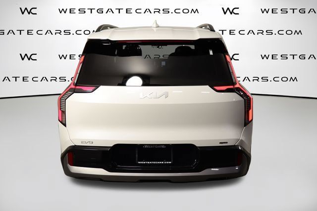 Certified 2024 Kia EV9 GT-Line AWD/4WD image 4