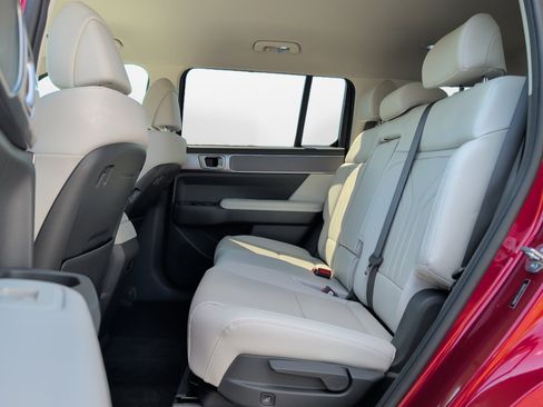 Certified 2026 Hyundai Santa Fe SEL AWD/4WD image 13