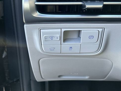 New 2026 Hyundai Tucson Limited image 27