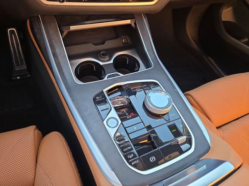 Used 2023 BMW X7 xDrive40i w/ Executive Package image 22