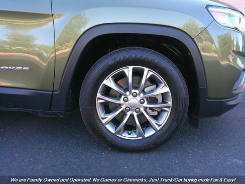 Used 2021 Jeep Cherokee Latitude Plus image 47