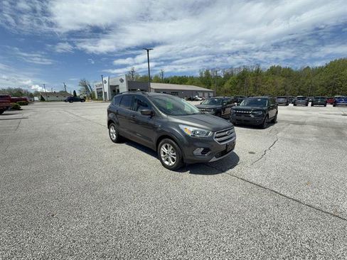 Used 2018 Ford Escape SEL AWD/4WD image 9