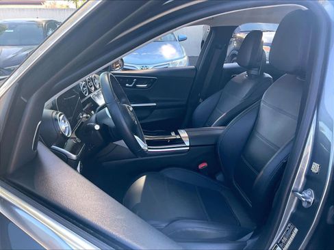 Used 2022 Mercedes-Benz C 300 Sedan image 26