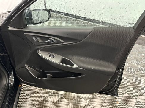 Used 2025 Chevrolet Malibu LT FWD image 15