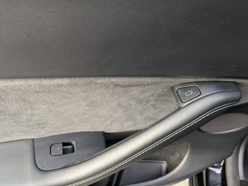 Used 2023 Tesla Model Y Performance image 20