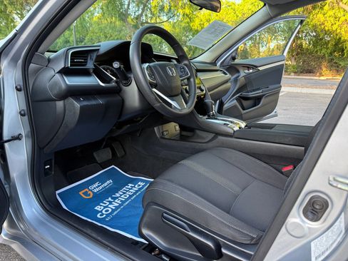 Used 2018 Honda Civic EX image 11