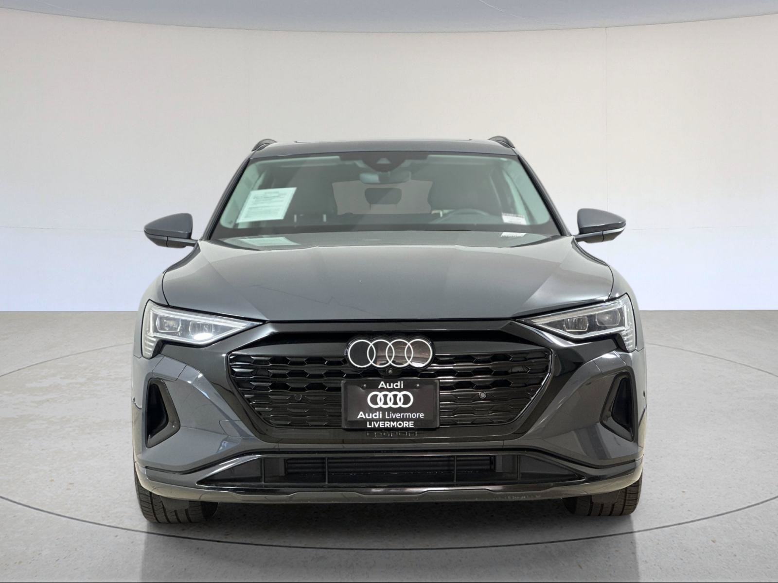 Used 2024 Audi Q8 e-tron Premium Plus w/ Premium Plus Package AWD/4WD image 9