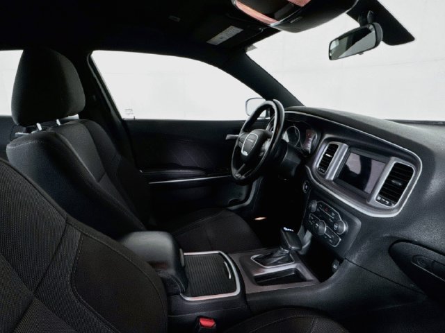 Used 2022 Dodge Charger SXT RWD image 26