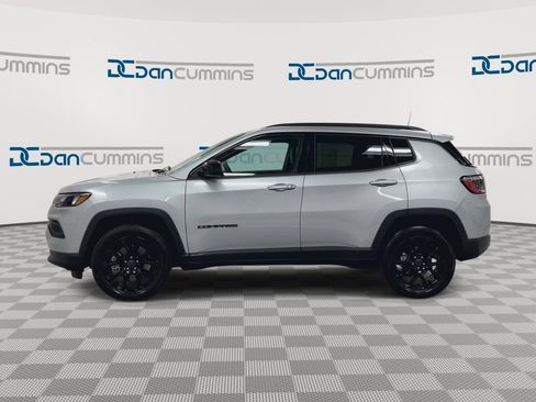New 2026 Jeep Compass Latitude AWD/4WD image 5
