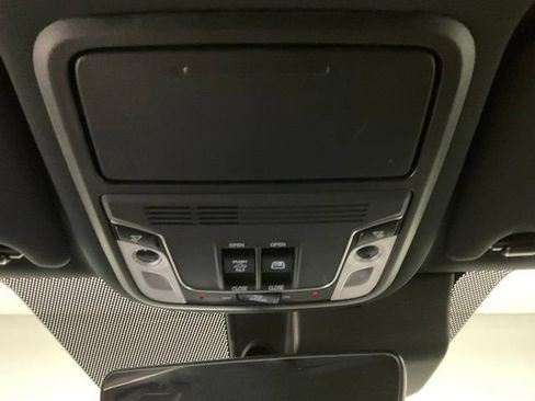 Certified 2025 Honda Ridgeline Black Edition image 20